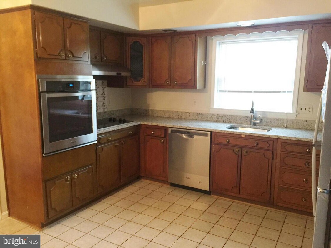 8909 Gallant Green Dr, McLean, VA 22102 House Rental in McLean, VA