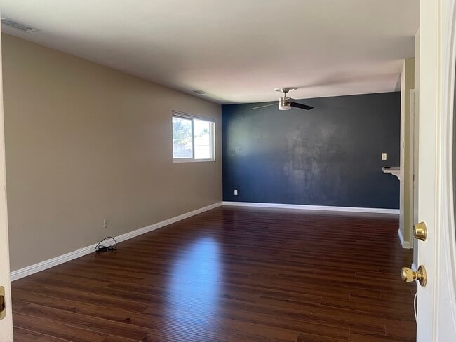 Building Photo - 4925 Tierra Baja Way