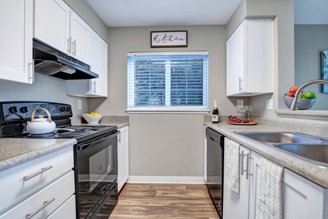 Building Photo - z-051926-Beaumont Grand Apartment Homes