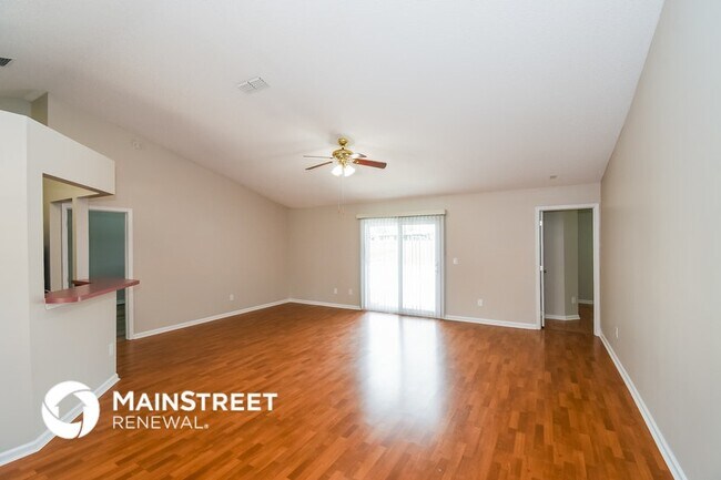 Building Photo - 605 Abbey Ct