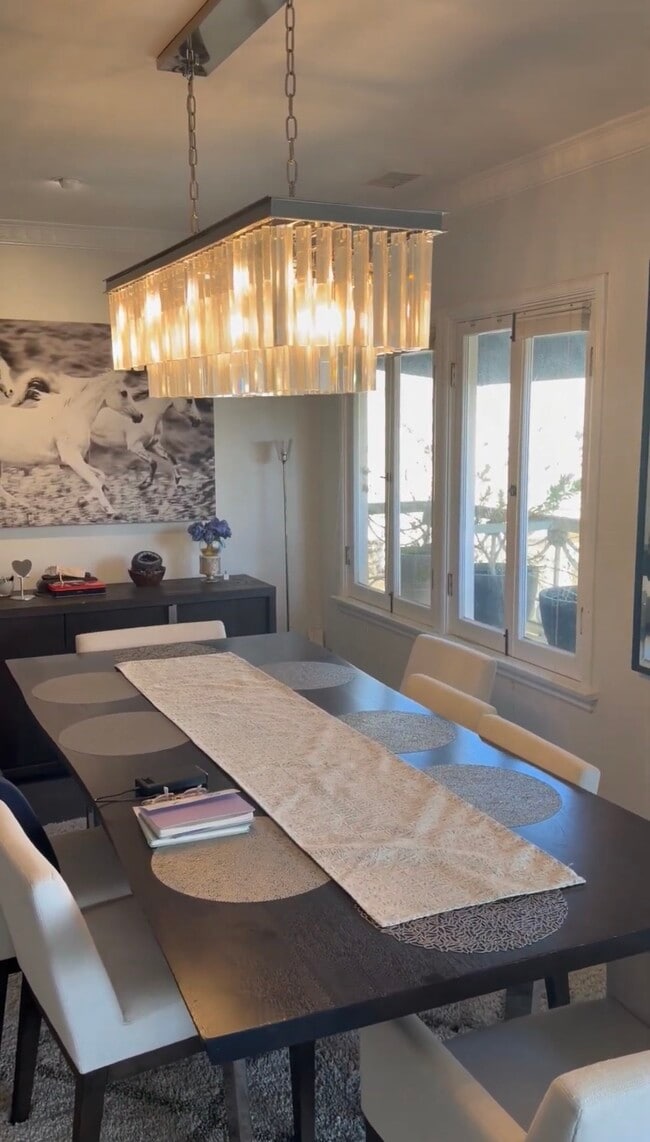 Photo - 1328 Londonderry View Dr House