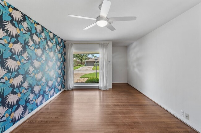 Building Photo - 935 Stonecrest Dr