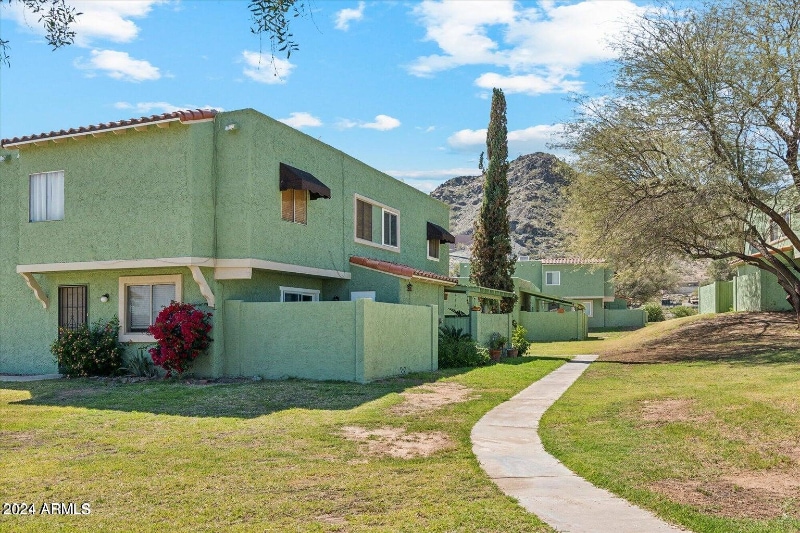 Primary Photo - 10216 N 7th Pl