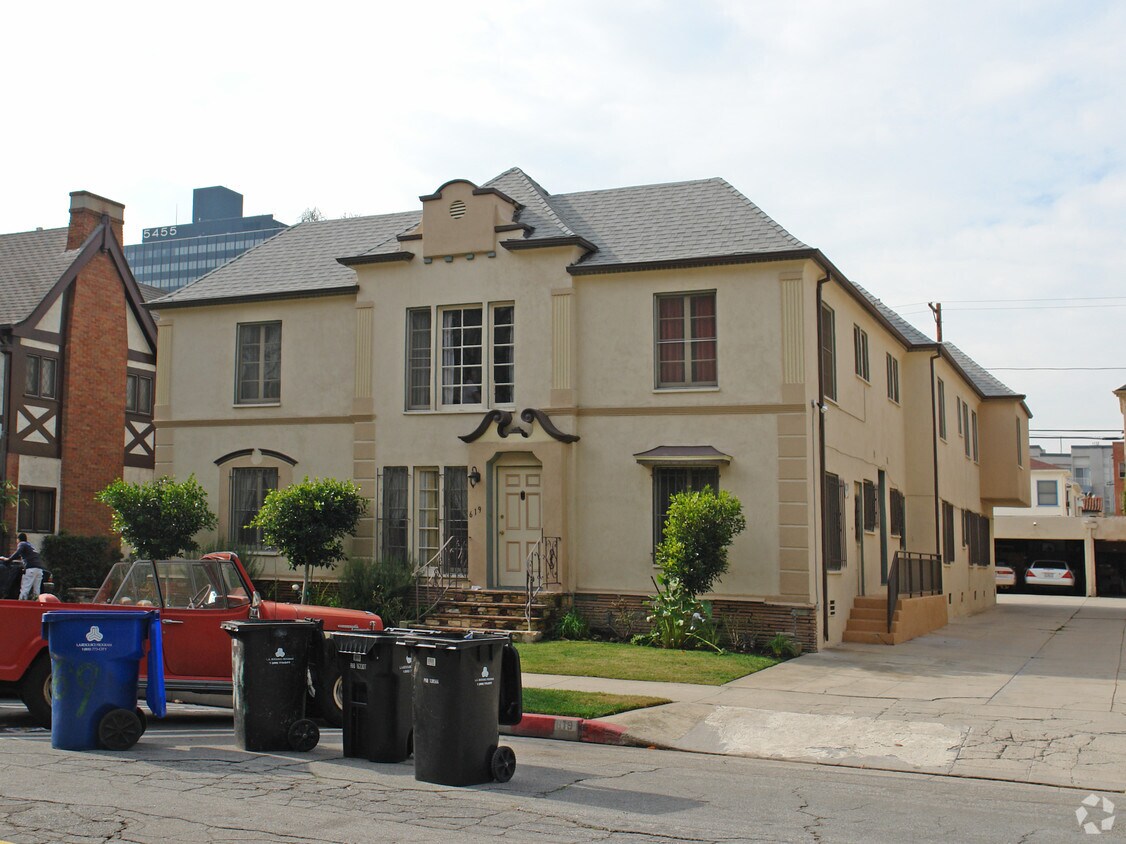 Foto del edificio - 619-623 1/2 S Detroit St