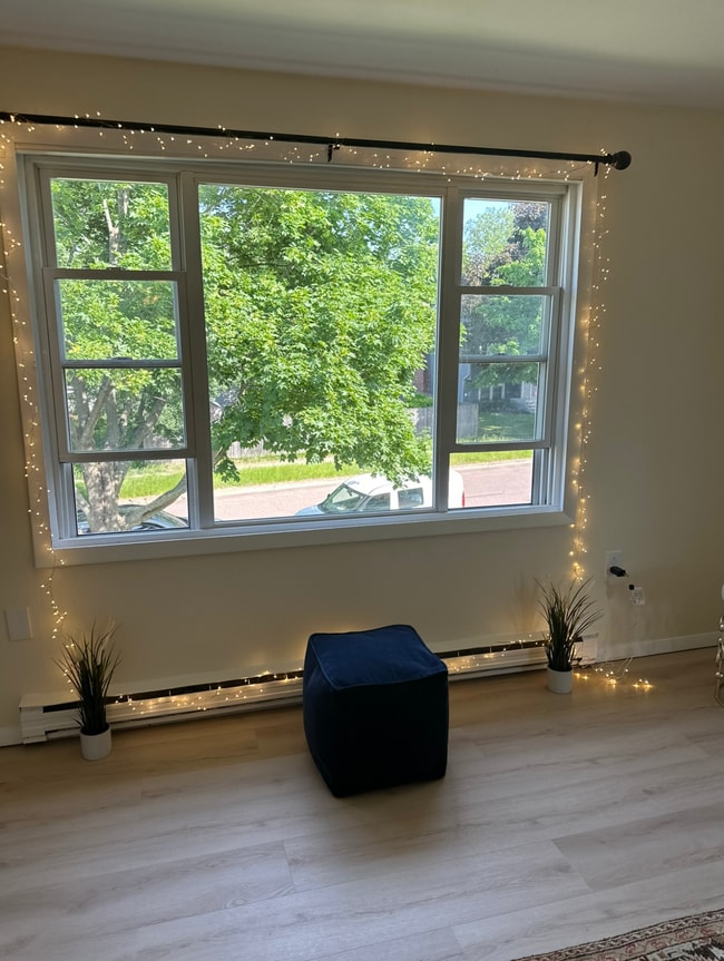 Living room - 91 Faith St