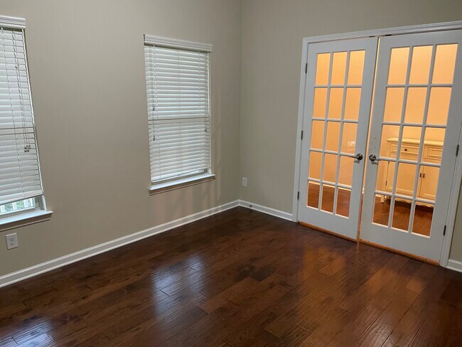 Foto del edificio - 4305 Griffin Trail Way