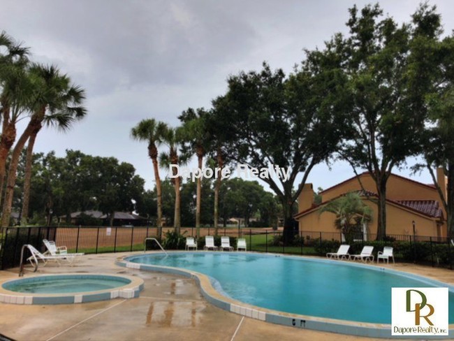Foto del edificio - Remodeled  Upgraded 2 Bed with Screen Porch