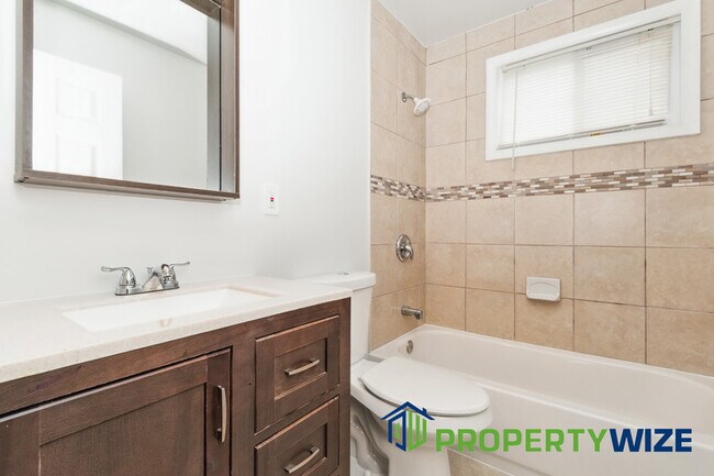 Foto del edificio - 3807 Cherrybrook Rd