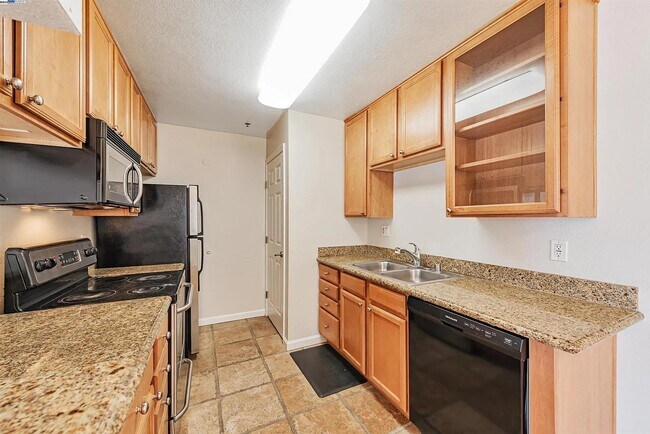 Foto del edificio - 880 E Fremont Ave