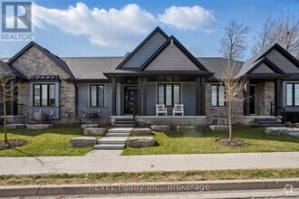 Building Photo - 144-144 Port Robinson Rd