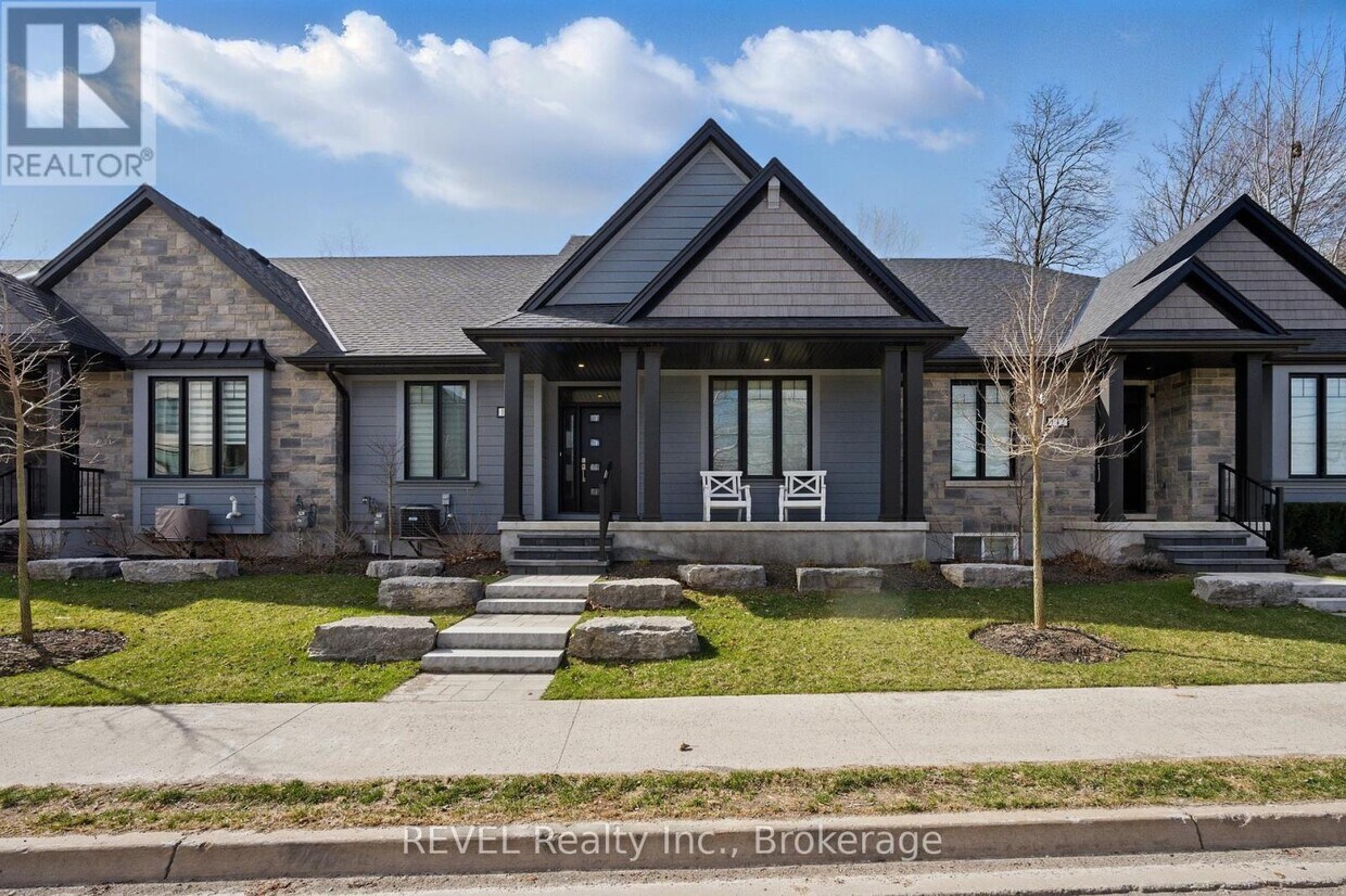 Primary Photo - 144-144 Port Robinson Rd