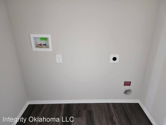 Foto del edificio - 3 br, 2 bath House - 11908 Kameron Way