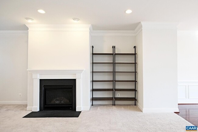 Building Photo - 2912 Templehof Ct