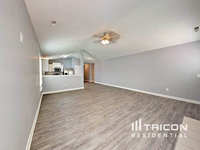 Building Photo - 3633 Crowders View Dr