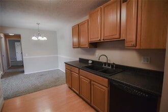 Building Photo - 3 High Gate Trail