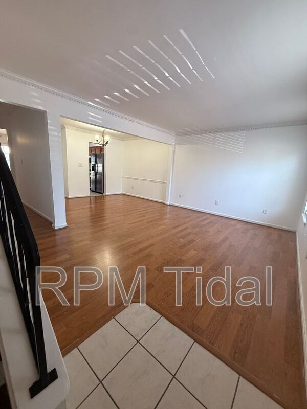Foto del edificio - 713 Westminster Ln