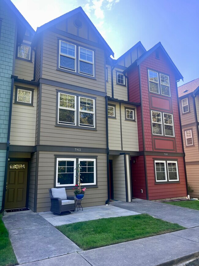 Foto del edificio - 7162 Shinkle Pl SW
