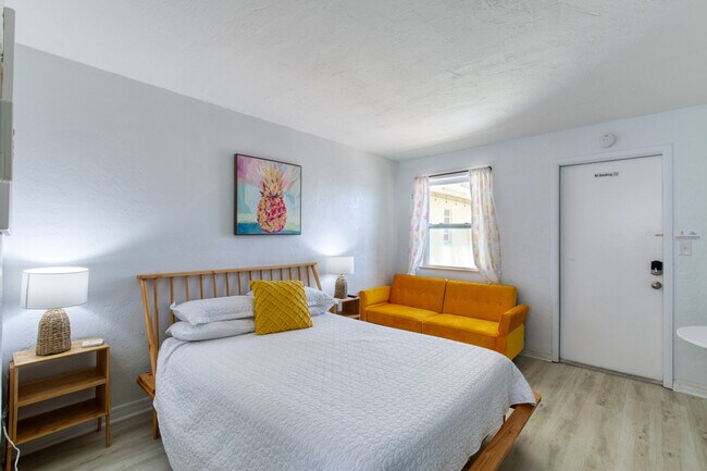 Foto del edificio - 2020 Jimmy Buffett Mem Hwy