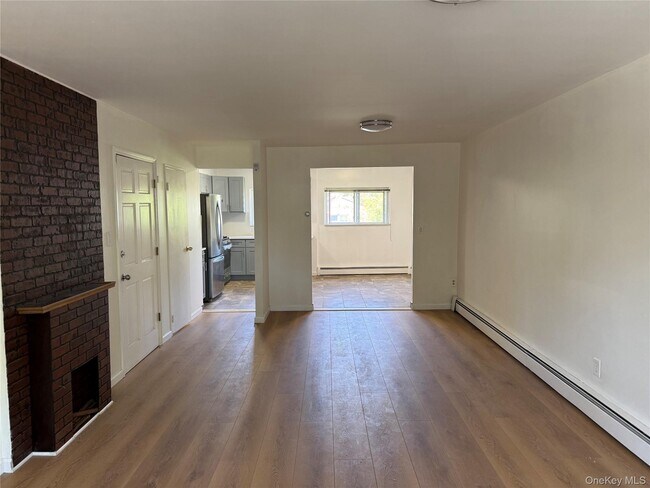 Foto del edificio - 347 Quincy Ave