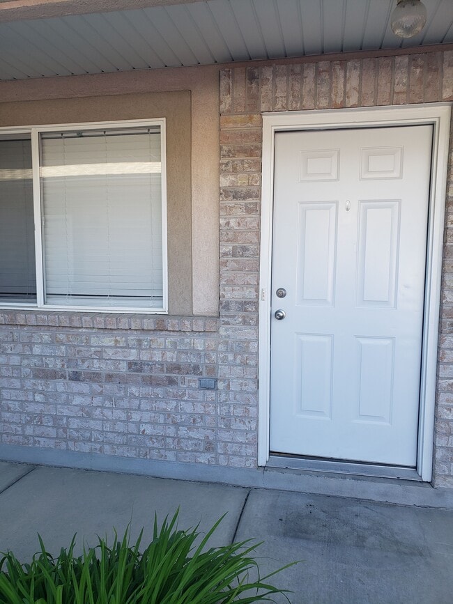 1949 N 275 W, Ogden, UT 84414 Townhome Rentals in Ogden UT