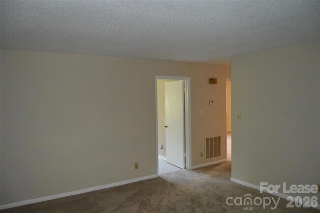 Foto del edificio - 221 Kelly St