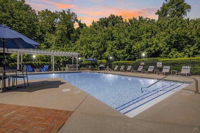Resort Style Swimming Pool at Cambridge Park Apartments in Winston-Salem, NC - Cambridge Park Apartments