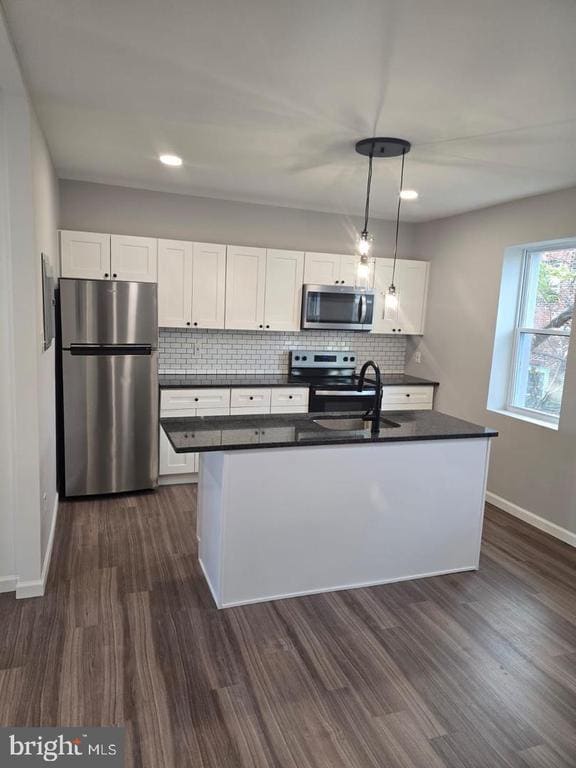 Foto principal - 834 S Cecil St