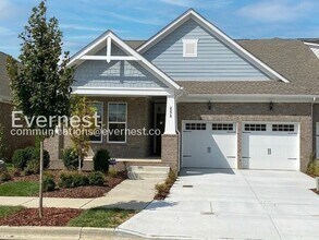 Building Photo - 252 Tanglewood Ln