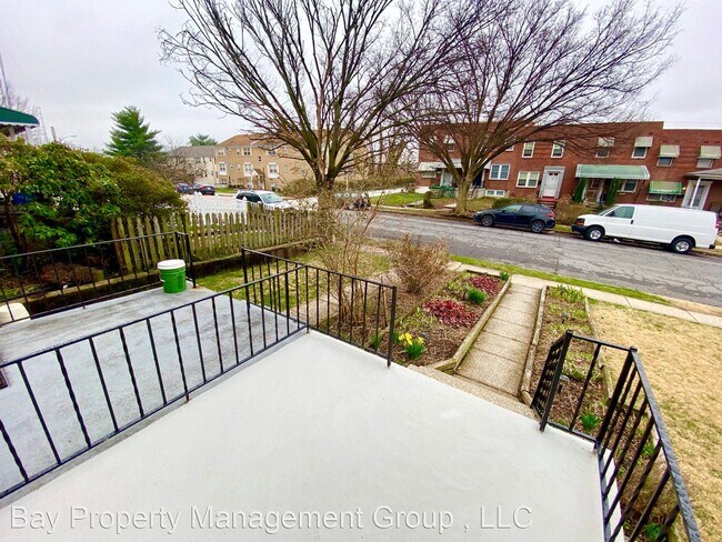 Building Photo - 2 br, 1.5 bath House - 4429 Laplata Ave