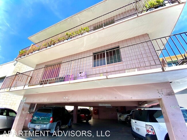 Building Photo - 271 Kalihi St