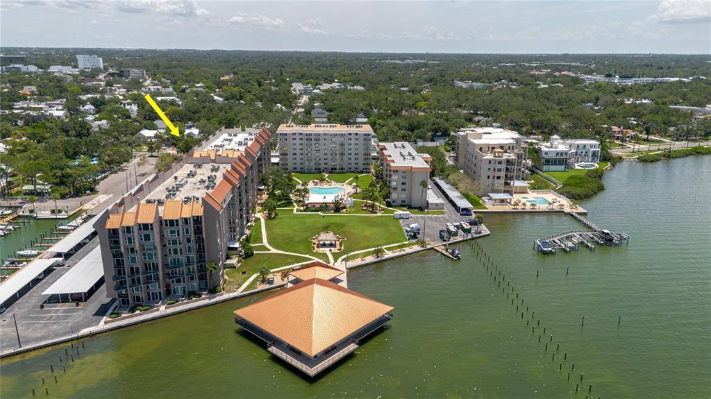 Foto principal - 632 Edgewater Dr