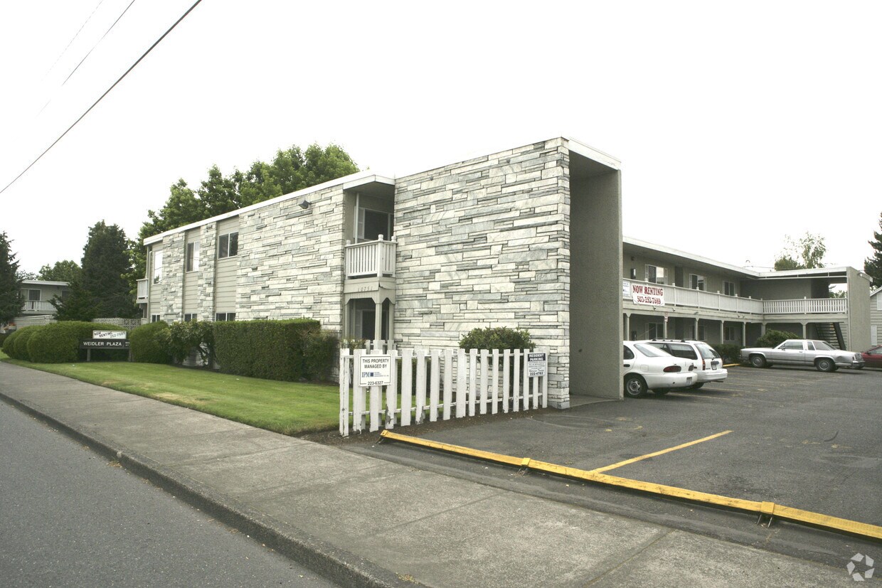 Building Photo - Weidler Plaza