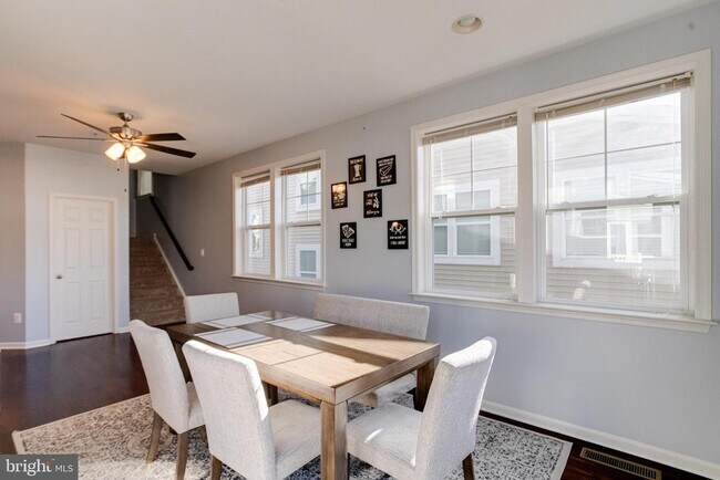 Foto del edificio - 7520 Calais Way