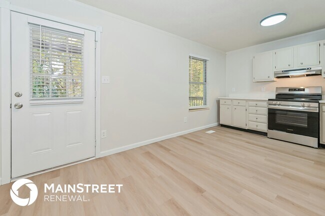 Foto del edificio - 5622 Burbury Ln NW