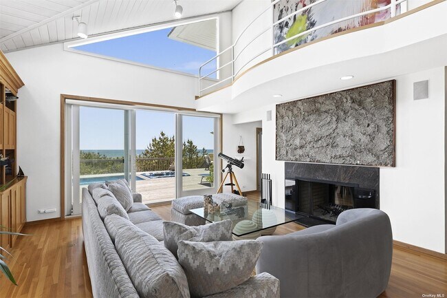 Foto del edificio - 63 Dune Rd