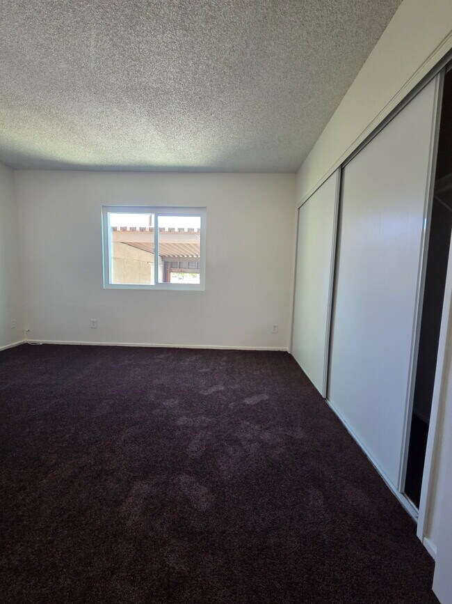 Building Photo - 1341 W Avenue J4