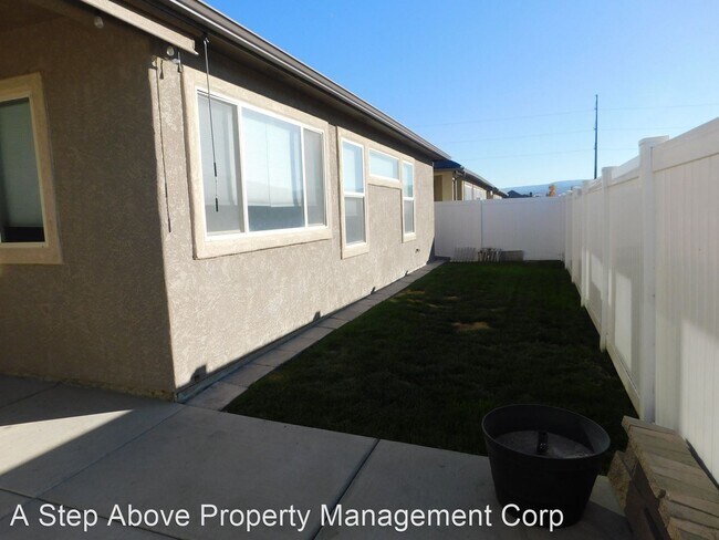 Building Photo - 3 br, 2 bath House - 653 Chalisa Avenue
