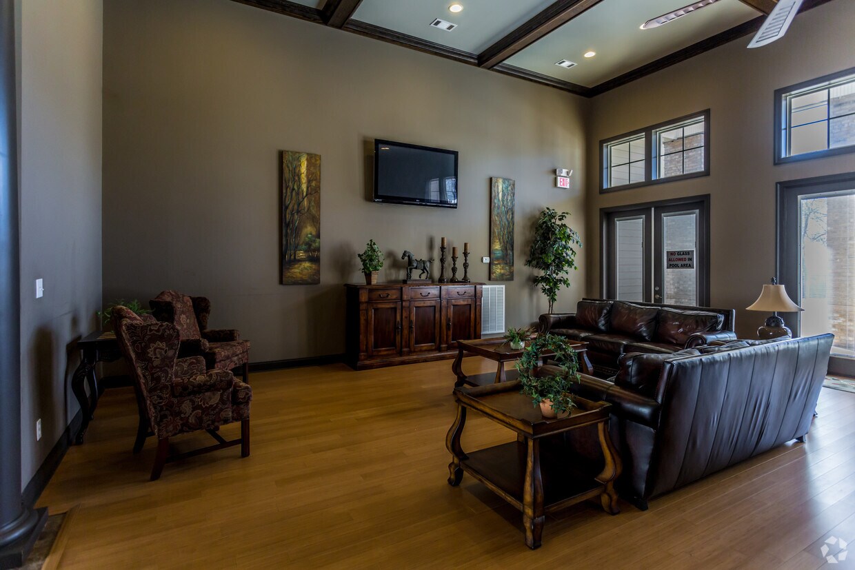 Grand Ole Oaks Apartments in Tupelo, MS