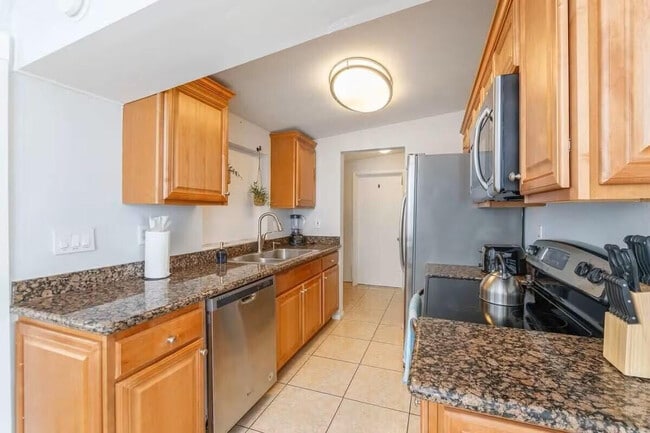 Building Photo - 3762 Catalina Rd