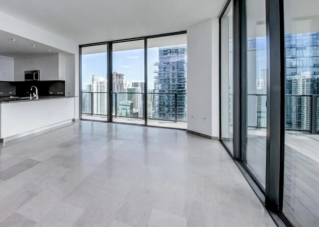 Foto del edificio - 68 SE 6th St