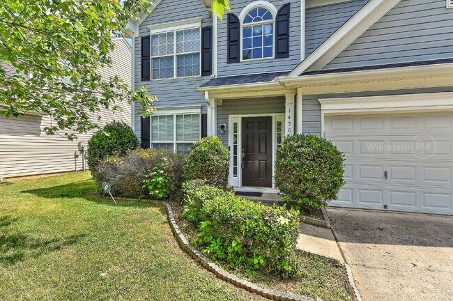 Building Photo - Beautiful 4-Bedroom Two Story Home with Fe...