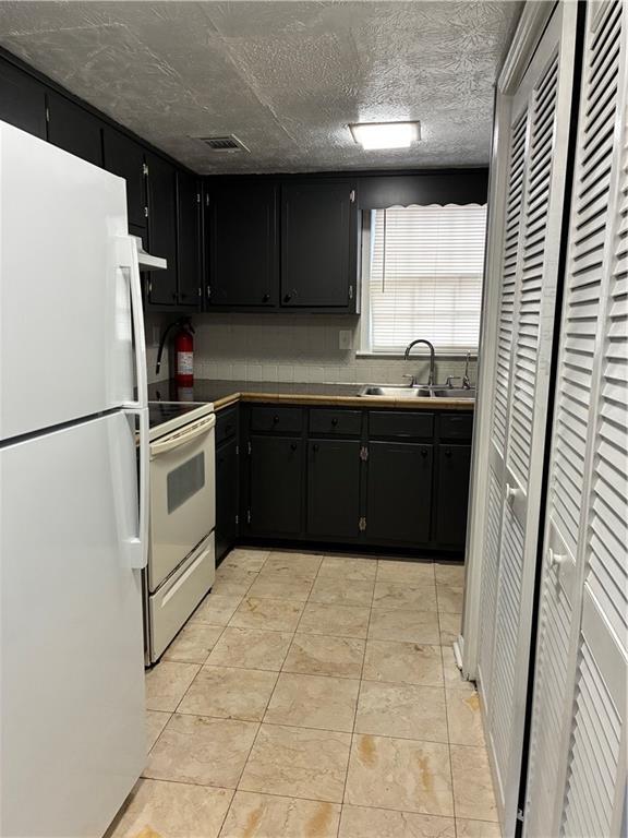 Building Photo - 4191 Jeanette Ct