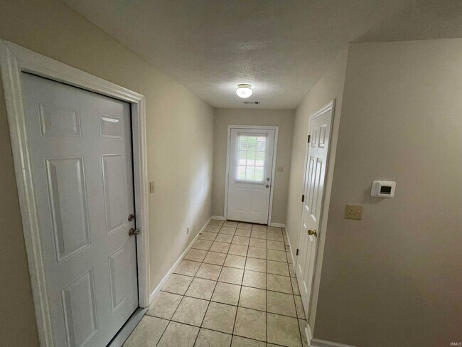 Foto del edificio - 1608 S Highland Ave
