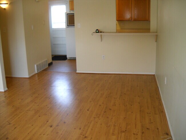 Foto del edificio - 707 3rd St