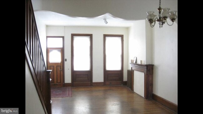 Building Photo - 2038 E Dauphin St