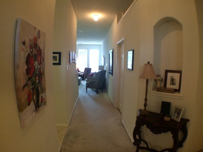 Building Photo - Must see 3/2 in Frisco ISD!