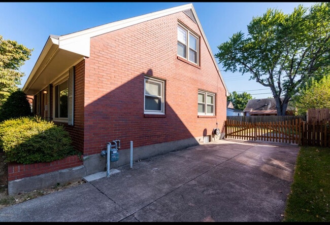Foto del edificio - 3507 Wexford Dr