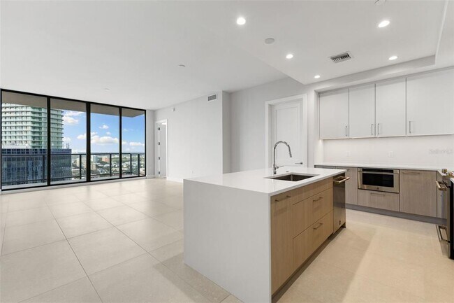 Foto del edificio - 275 1st Ave S
