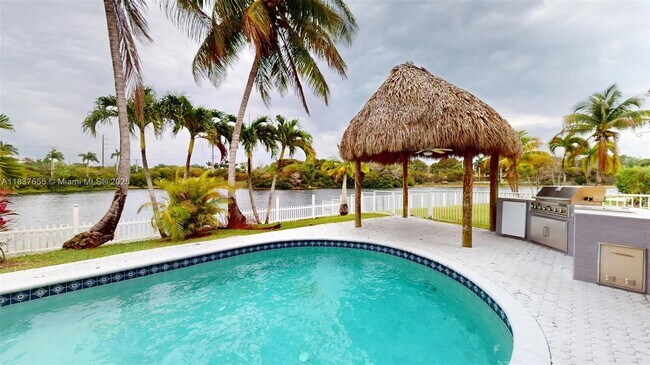 Foto del edificio - 17301 SW 33rd St