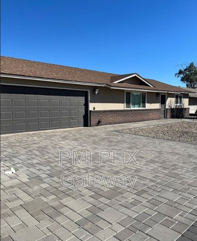 Foto del edificio - 1336 W 12th St